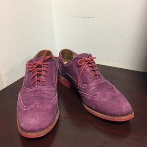 Wingtip oxford